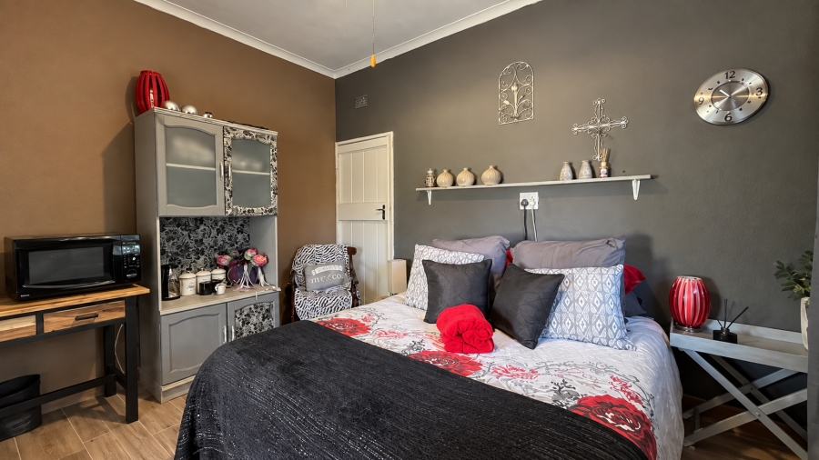 3 Bedroom Property for Sale in Flamwood North West